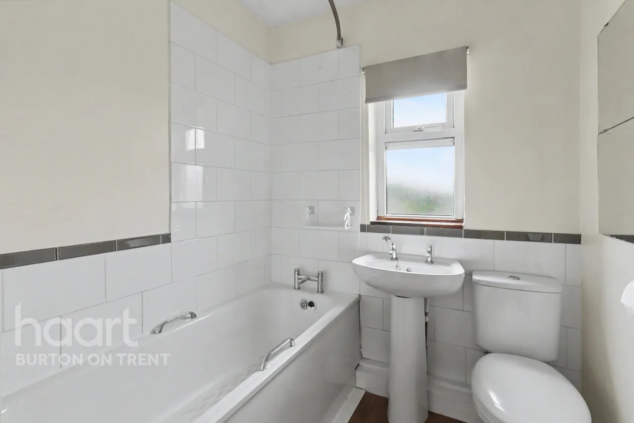 Lincoln Way, Swadlincote, DE11, photo 10