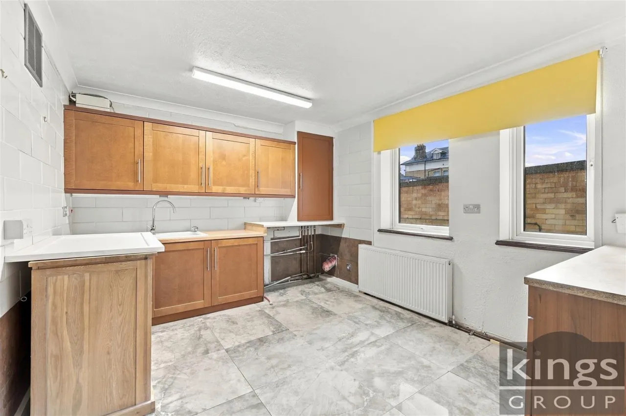 Bycullah Road, photo 6
