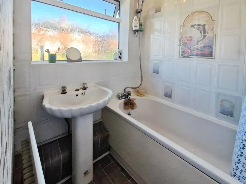 Elmwood Grove, Farnworth, BL4, photo 7