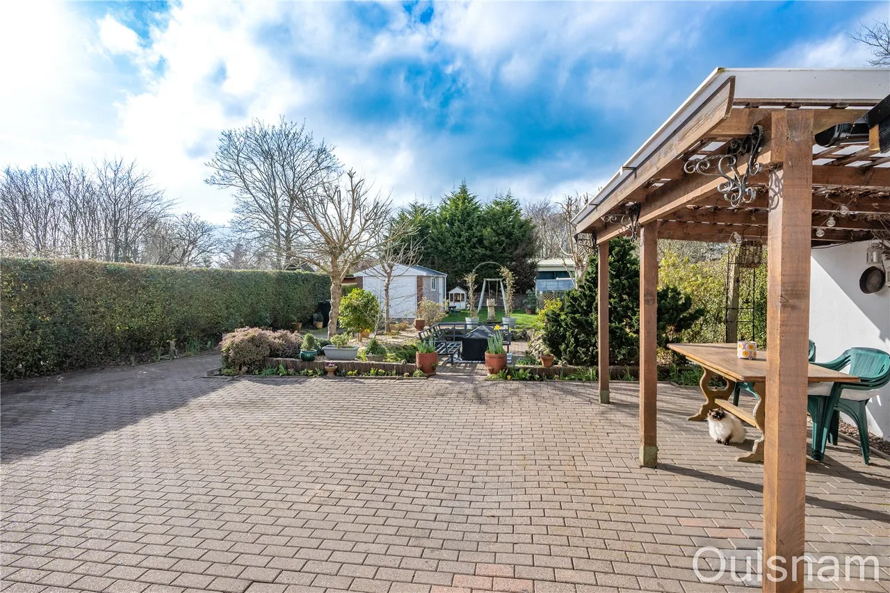 Stourbridge Road, Bromsgrove, Worcestershire, B61 0AH, photo 29