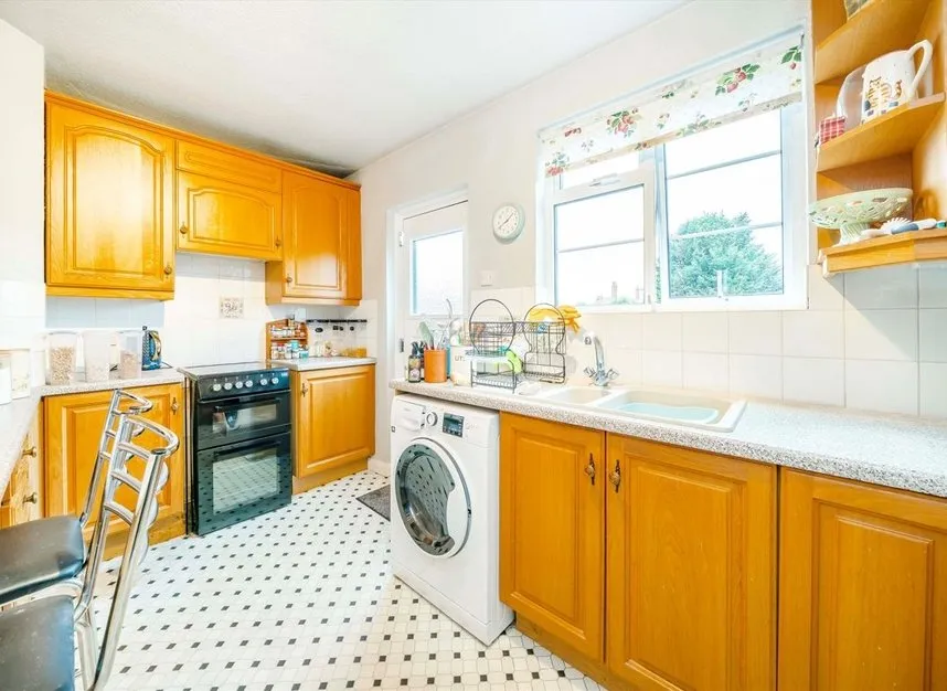 Bedford Road, Chiswick, W4, photo 3