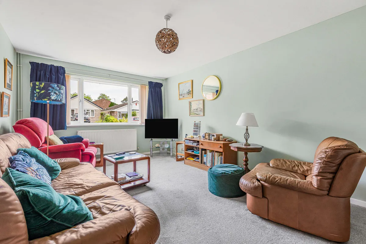 Redwood Close, Southmoor, photo 2