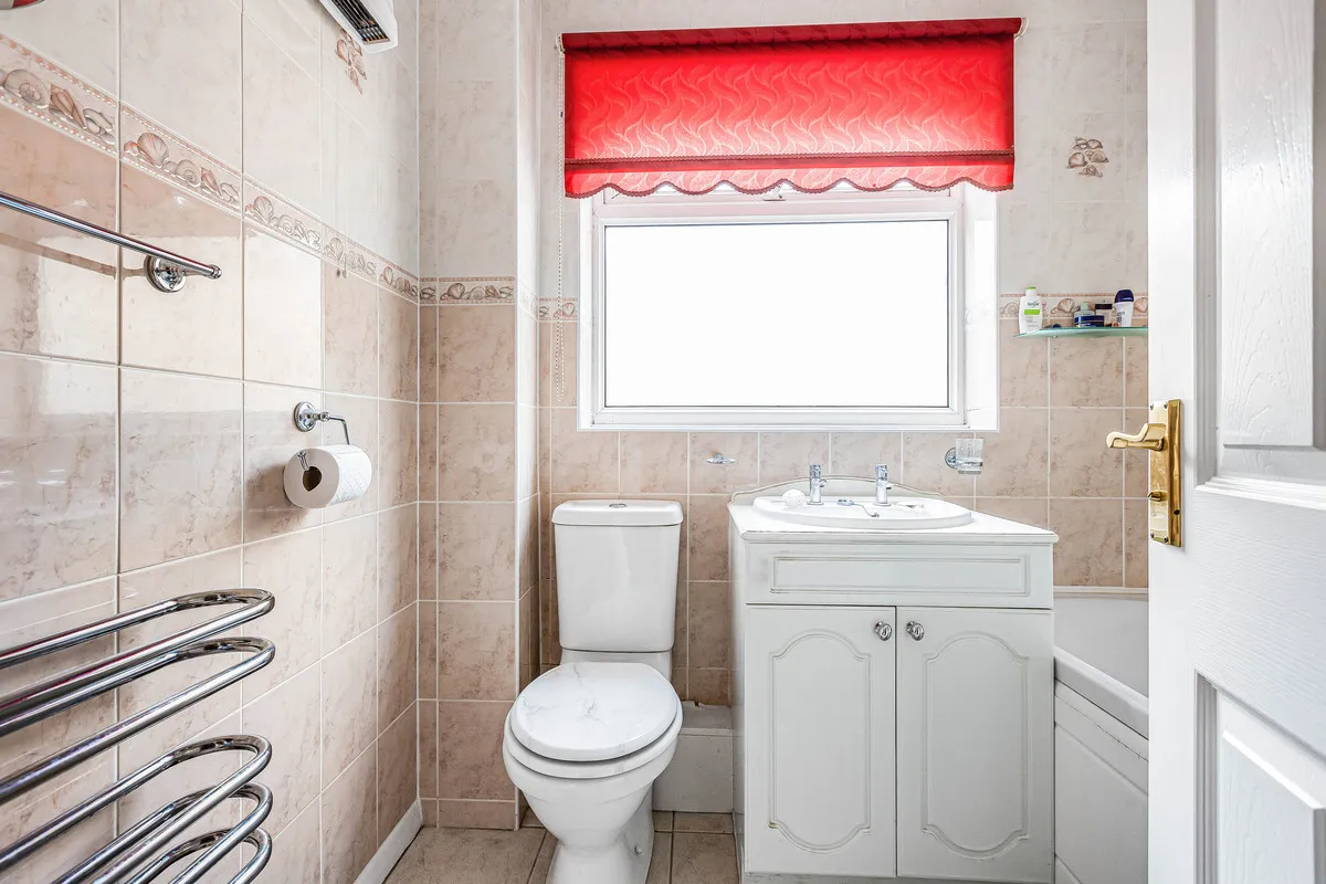 Redwood Close, Southmoor, photo 6