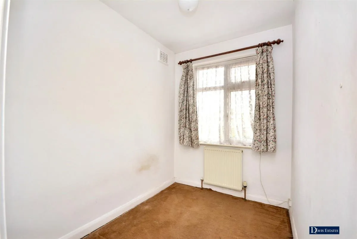 Grosvenor Drive, Hornchurch, RM11, photo 9