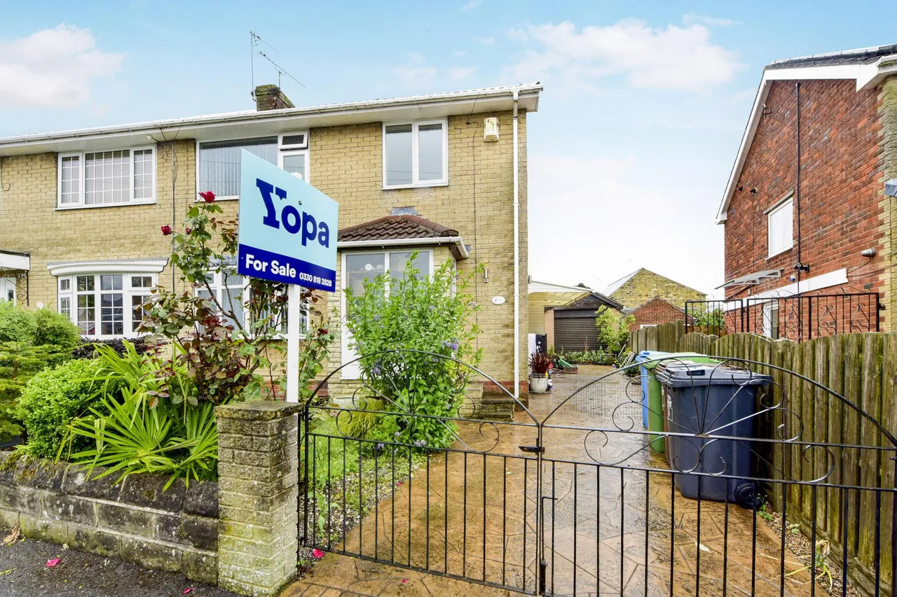 3 bed house for sale, Leadbeater Drive, Sheffield, S12