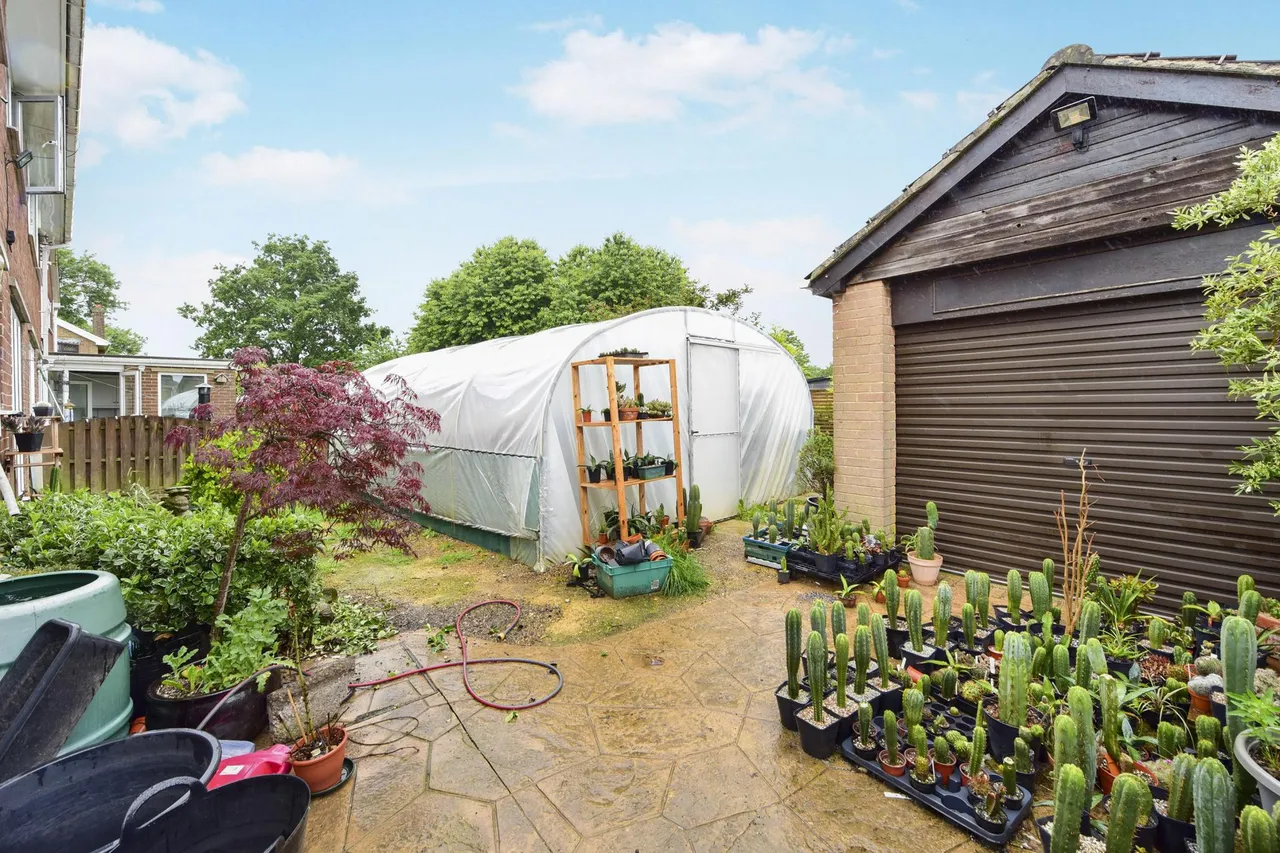 Leadbeater Drive, Sheffield, S12, photo 17