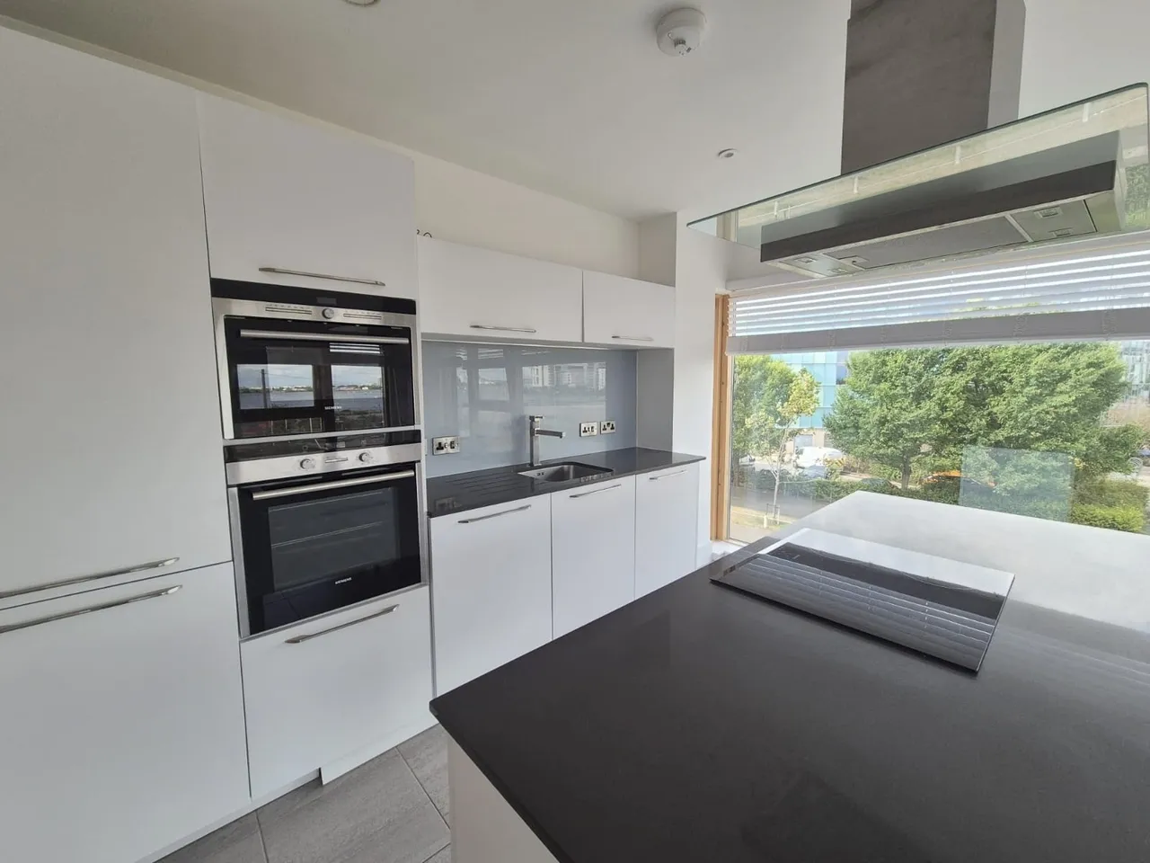 Empire Way, Cardiff Pointe, photo 4