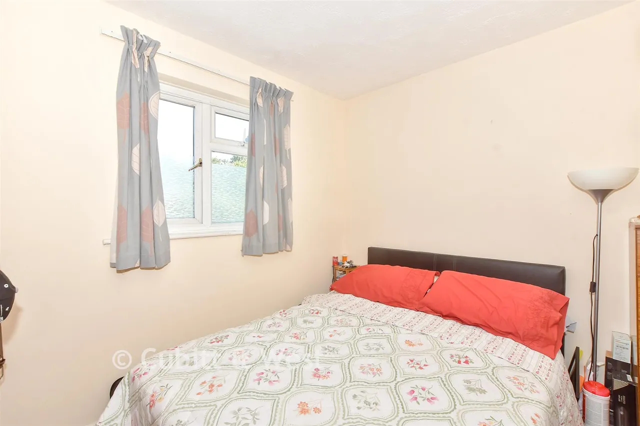 Osborne Crescent, Chichester, PO19, photo 7