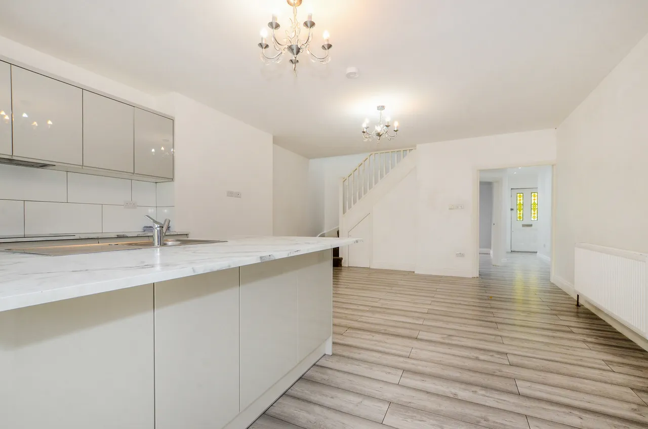 Whitchurch Lane, Edgware Fees Apply, HA8, photo 8