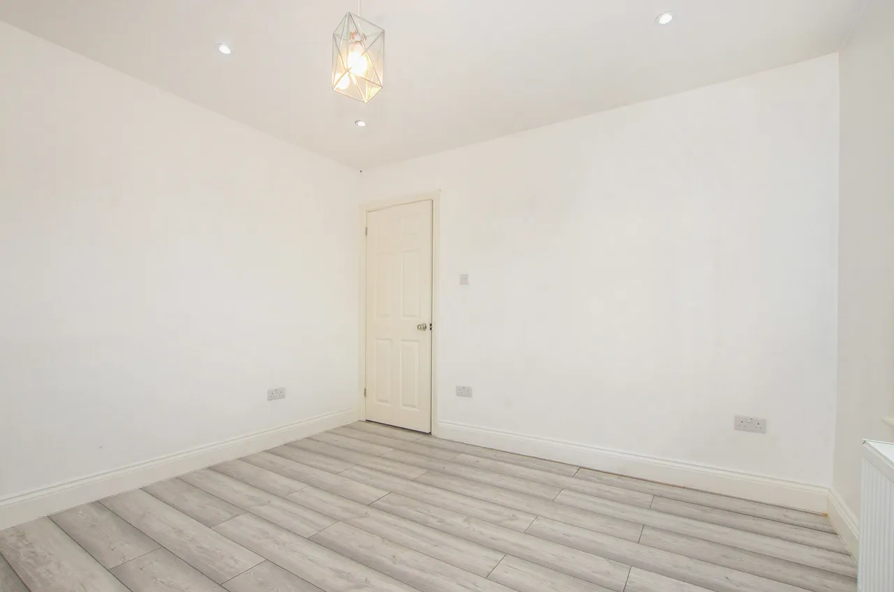 Whitchurch Lane, Edgware Fees Apply, HA8, photo 15