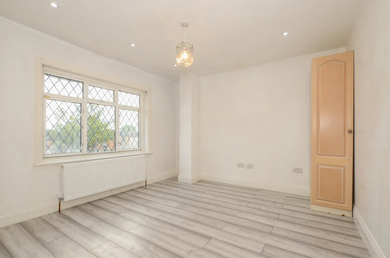 Whitchurch Lane, Edgware Fees Apply, HA8, photo 14