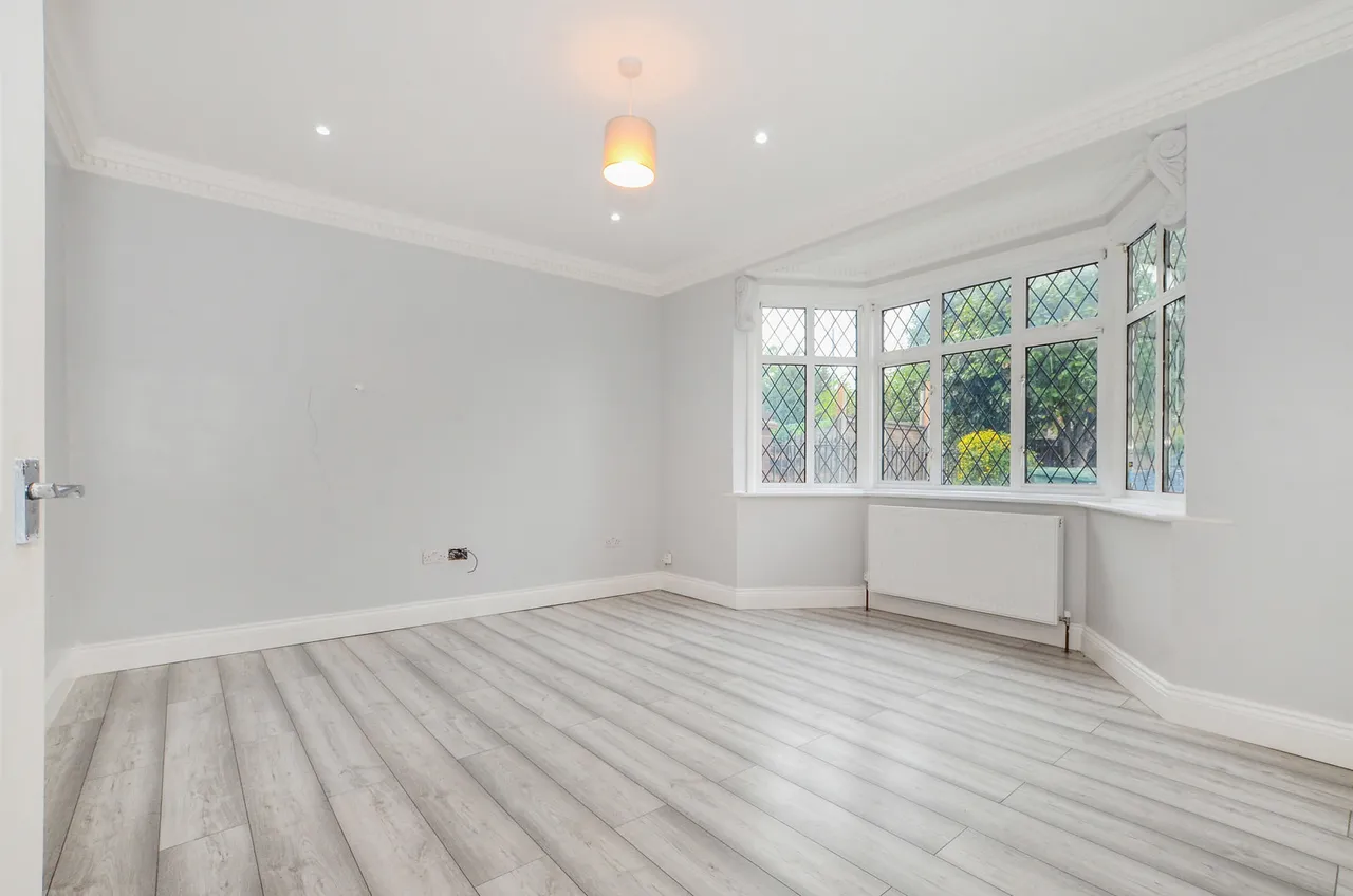 Whitchurch Lane, Edgware Fees Apply, HA8, photo 10