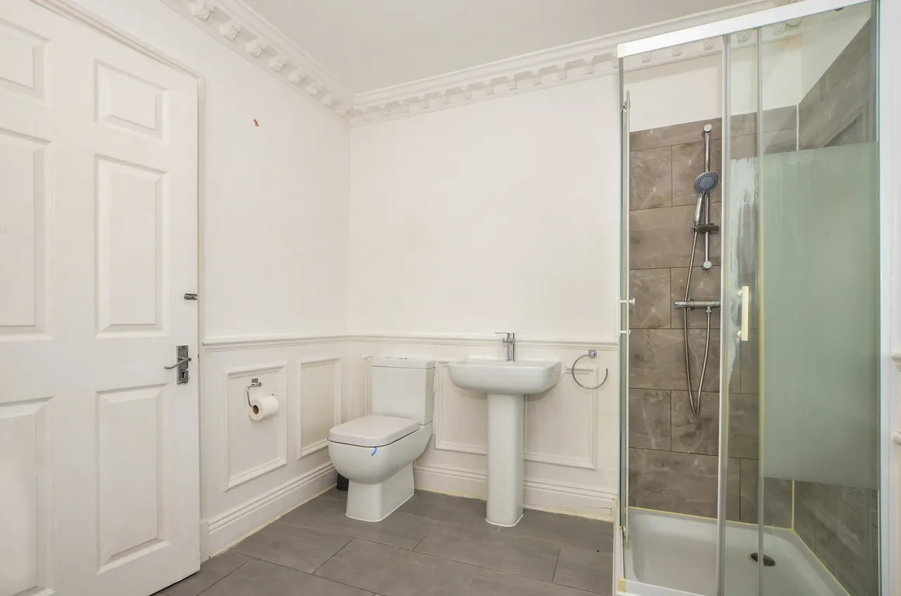 Whitchurch Lane, Edgware Fees Apply, HA8, photo 13