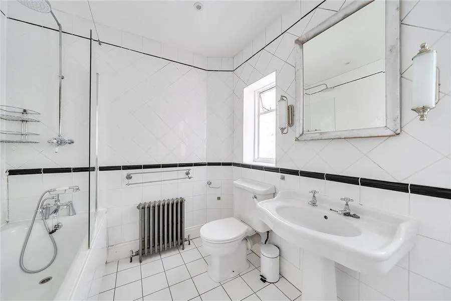 Canbury Avenue, Kingston upon Thames, KT2, photo 15