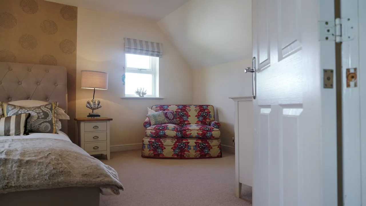 Sanderling Way, Porthcawl, CF36, photo 16