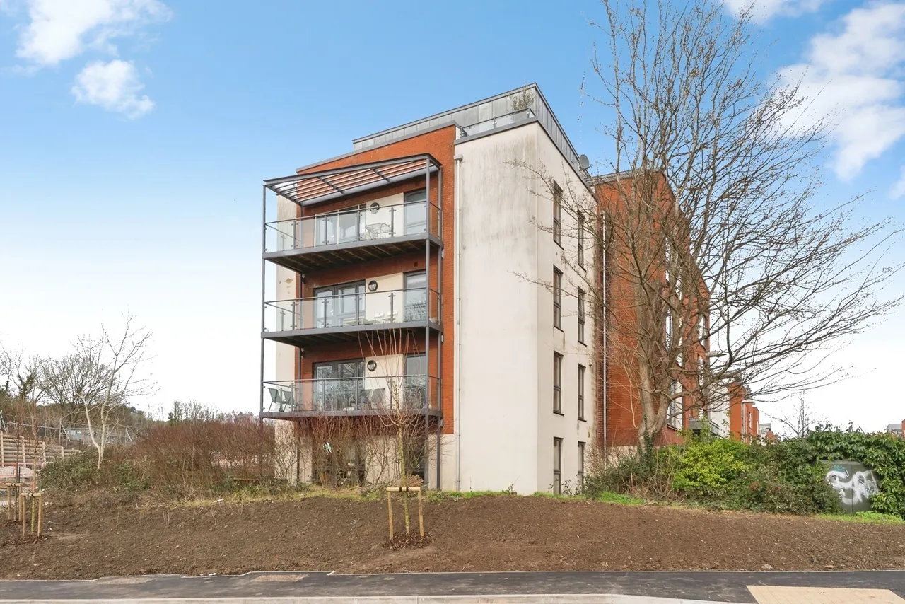 Paxton Drive, Bristol, Somerset, BS3, photo 2