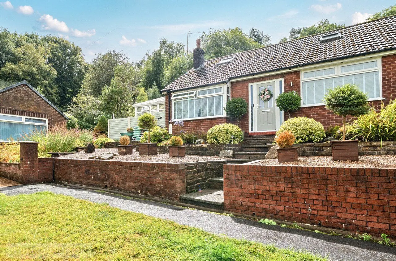 Valley New Road, Royton, OL2, photo 20