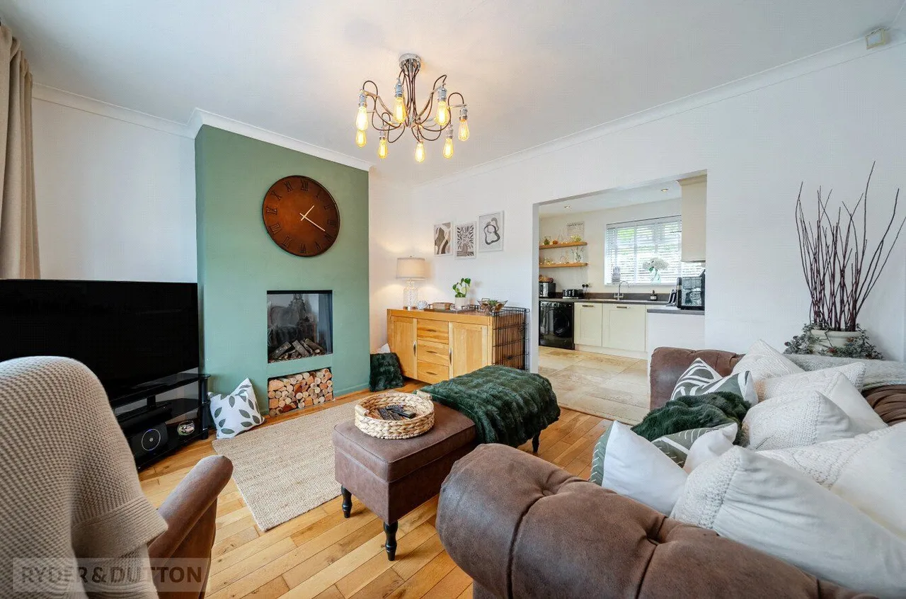 Valley New Road, Royton, OL2, photo 5