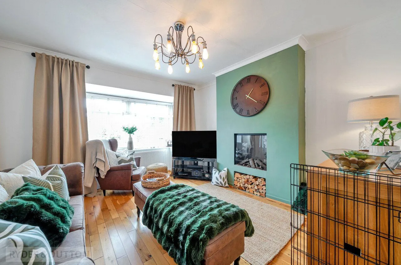 Valley New Road, Royton, OL2, photo 6