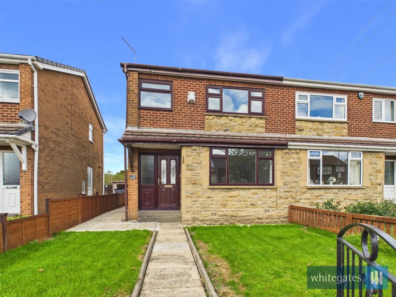 3 bed house to rent, Fairfax View, East Bierley, BD4