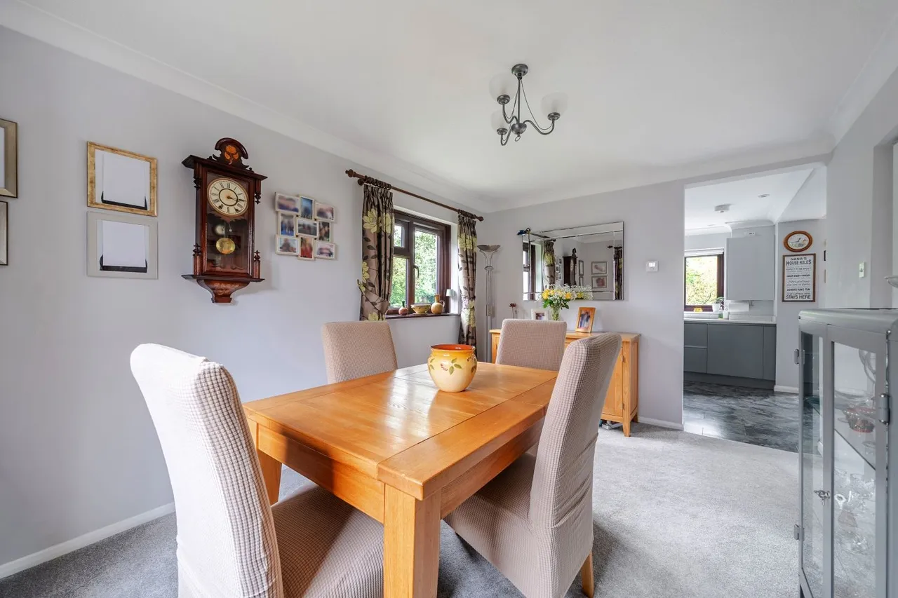 St. James Close, Landkey, EX32, photo 6