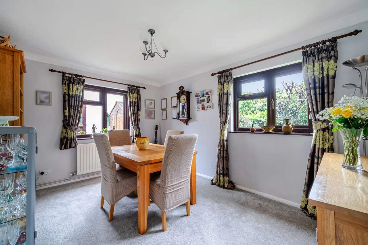 St. James Close, Landkey, EX32, photo 8
