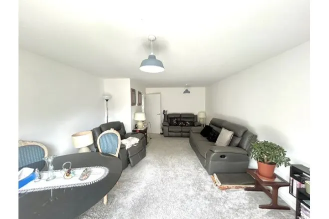 Oak Tree Drive, Wolverhampton, WV11, photo 7