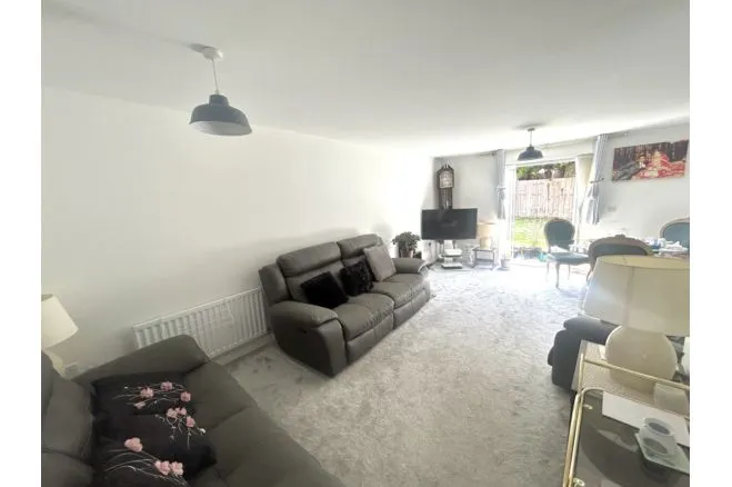 Oak Tree Drive, Wolverhampton, WV11, photo 6