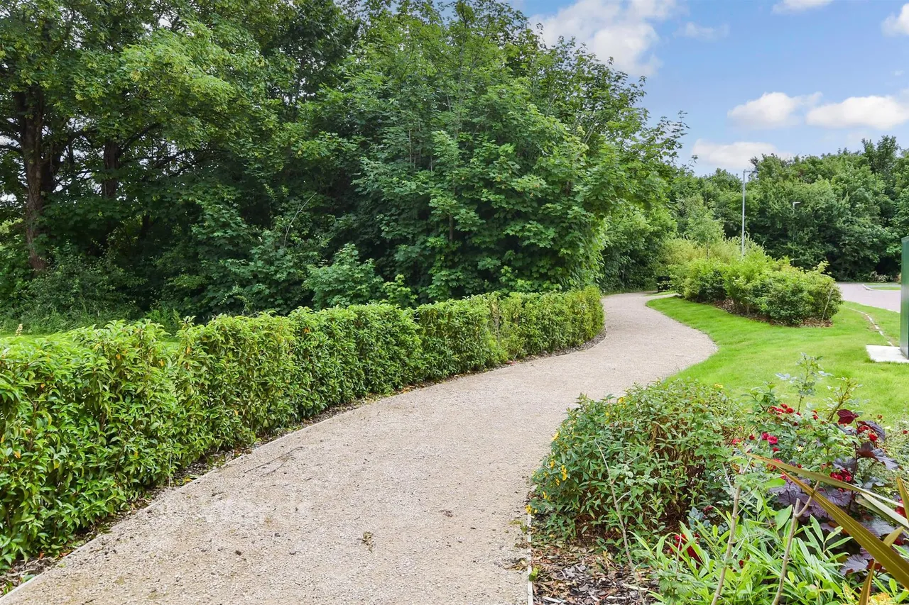 Beatrix Drive, Aylesford, ME20, photo 11