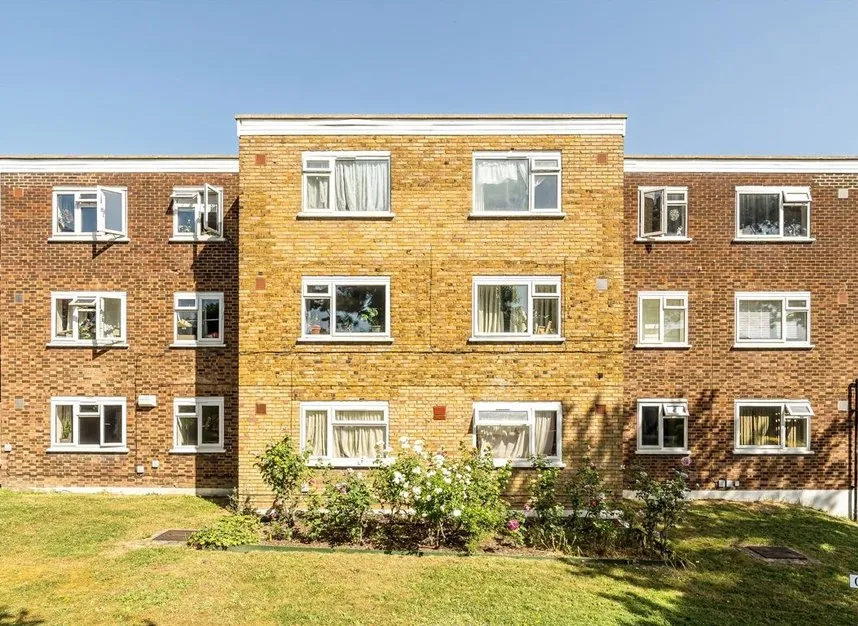 2 bed flat for sale — Ravensbourne Park Crescent, Catford, SE6
