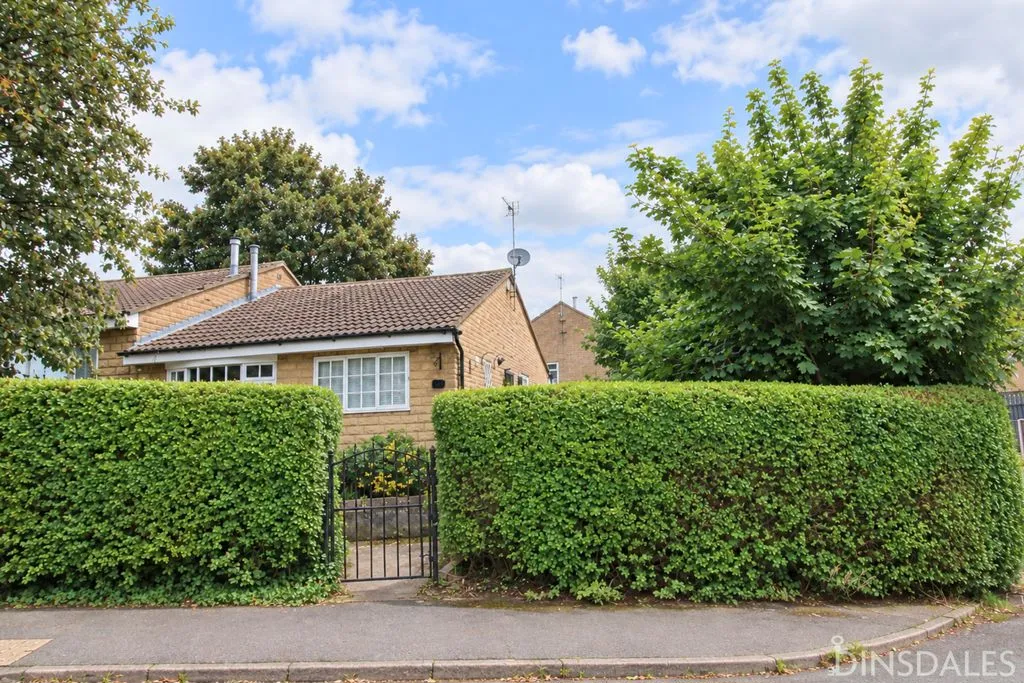 Glenrose Drive, Bradford BD7 2QQ, photo 9