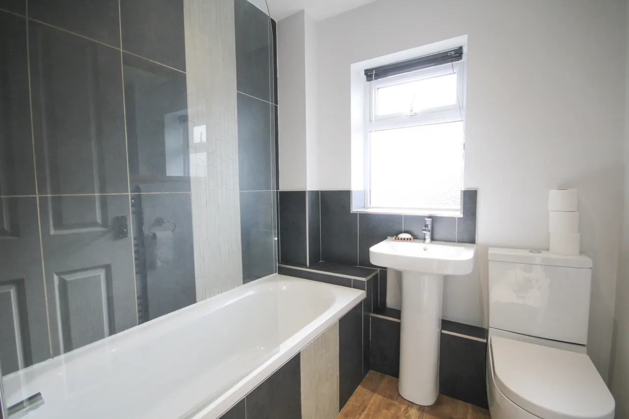 Littondale Avenue, Knaresborough, HG5, photo 8