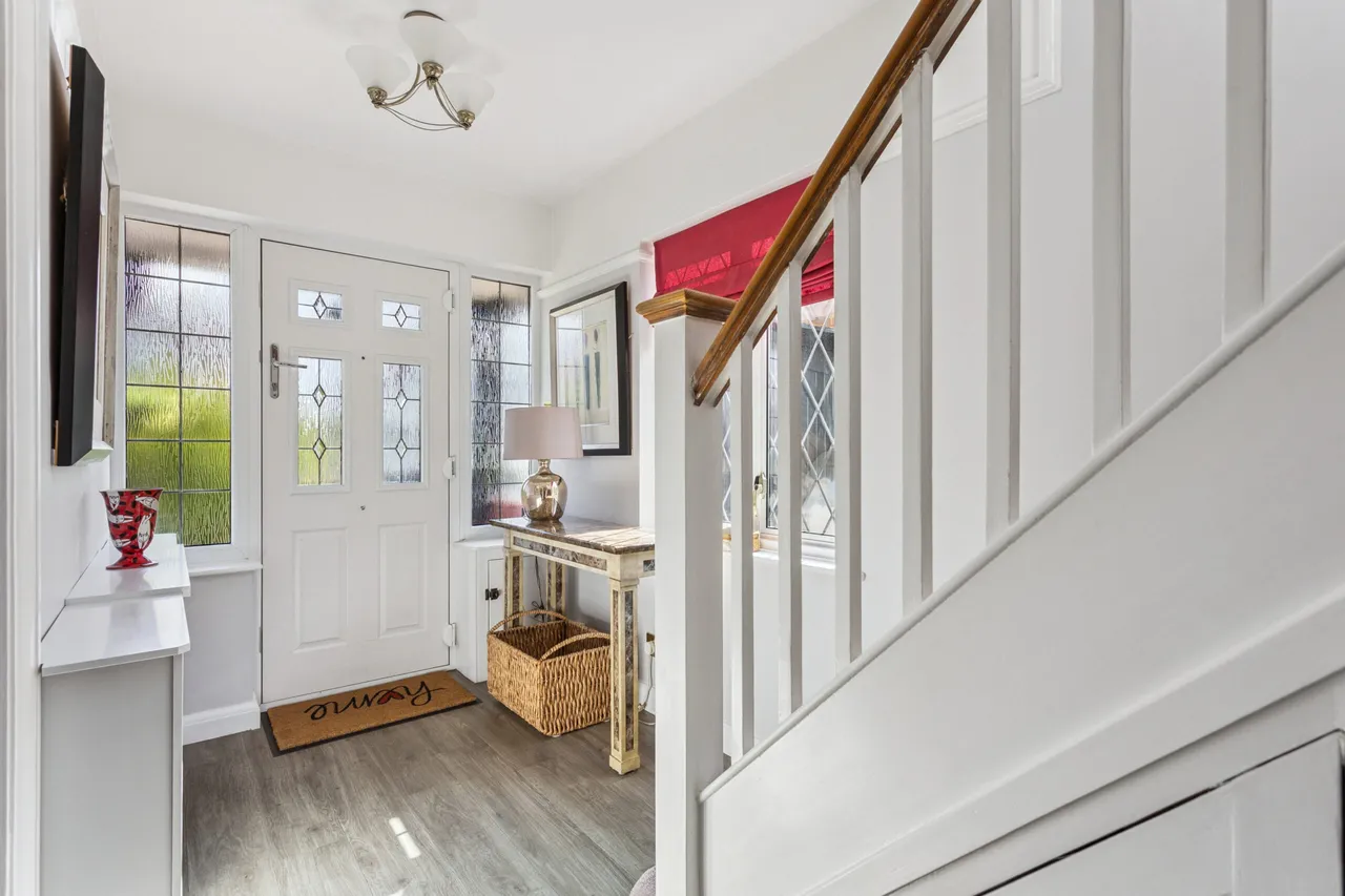 Tudor Avenue, Watford, WD24, photo 5