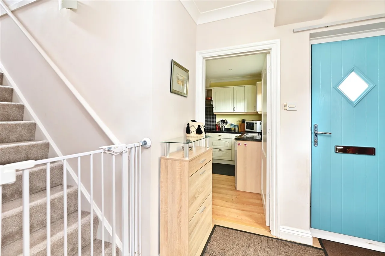 Old Chapel Lane, Ash, Guildford, Surrey, GU12 6LQ, photo 8
