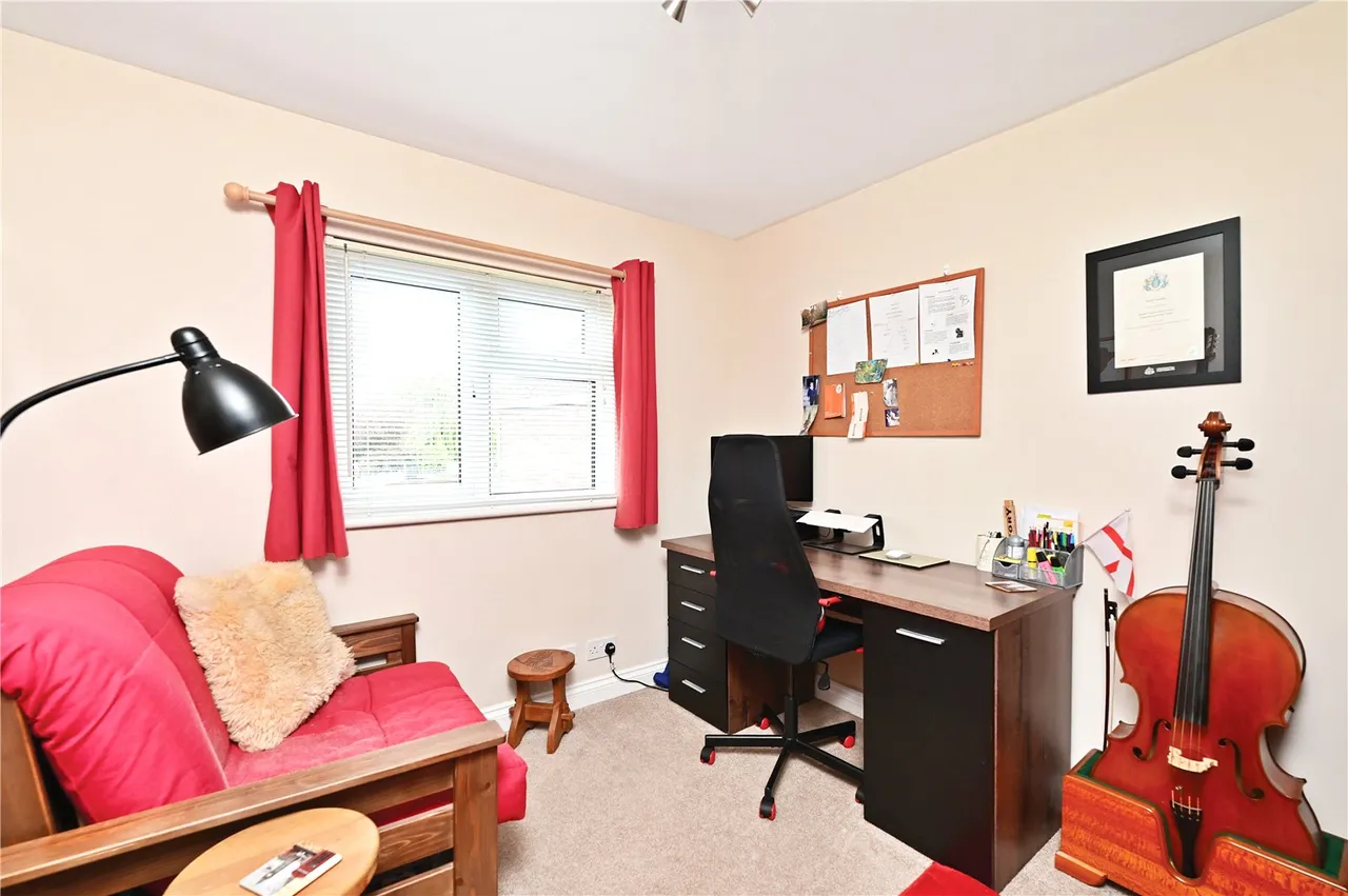 Old Chapel Lane, Ash, Guildford, Surrey, GU12 6LQ, photo 15