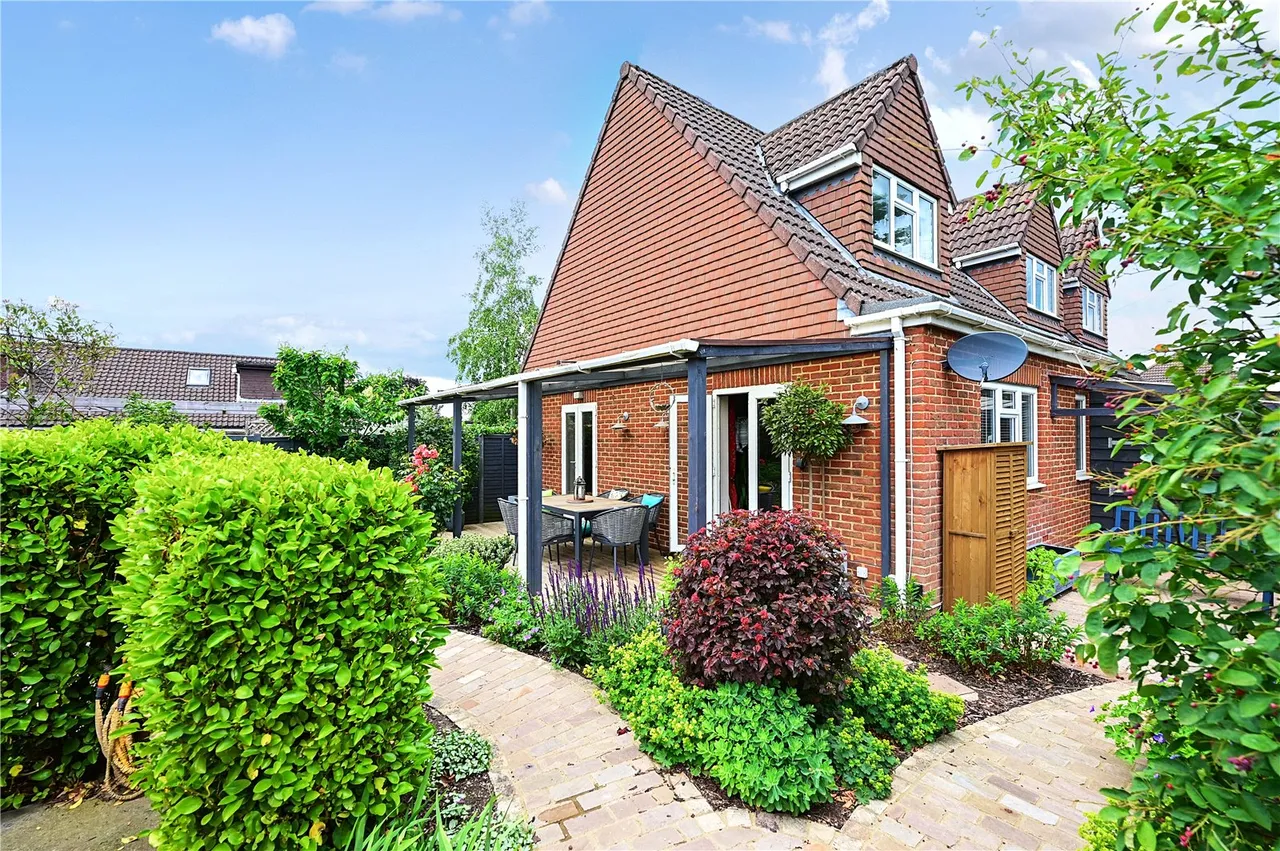 Old Chapel Lane, Ash, Guildford, Surrey, GU12 6LQ, photo 17