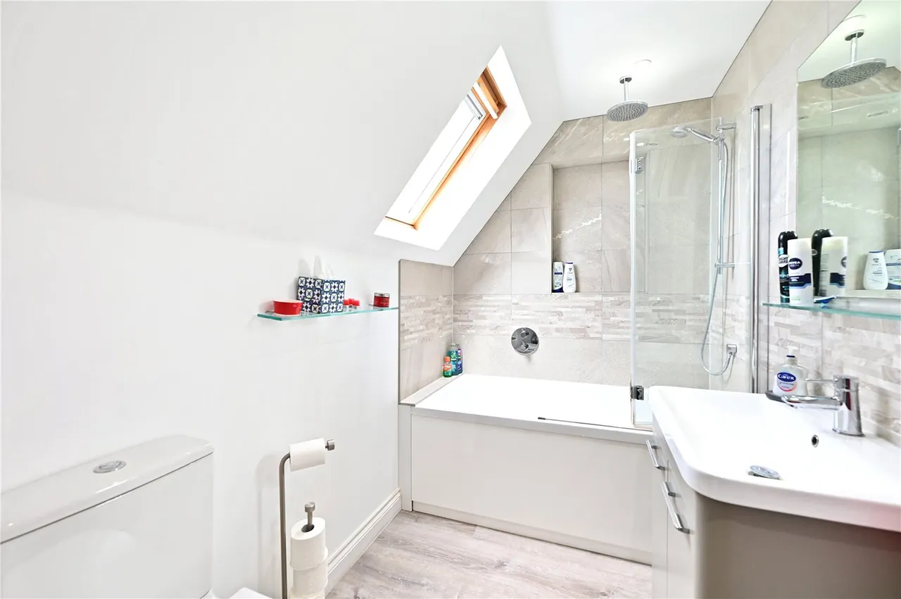 Old Chapel Lane, Ash, Guildford, Surrey, GU12 6LQ, photo 13