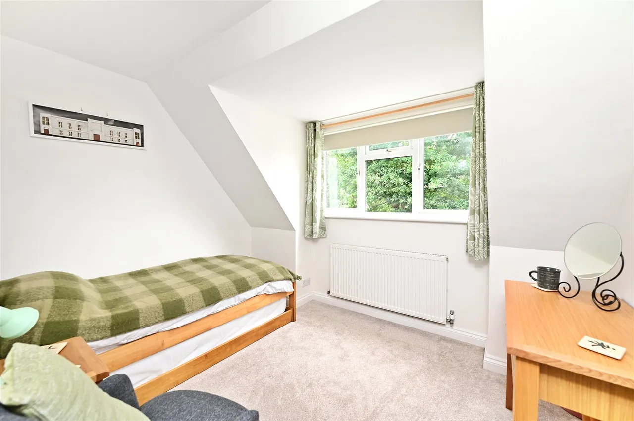 Old Chapel Lane, Ash, Guildford, Surrey, GU12 6LQ, photo 12