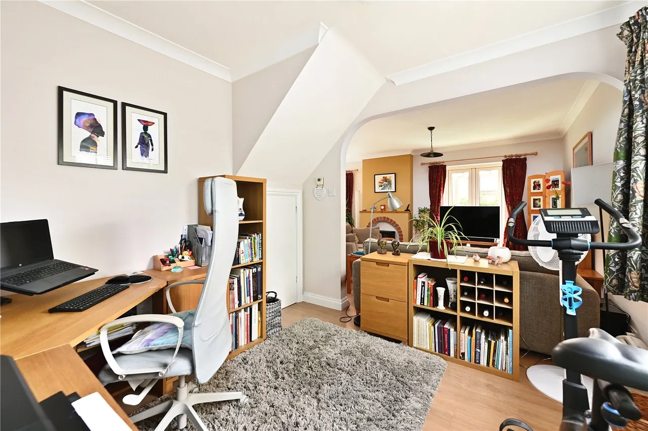 Old Chapel Lane, Ash, Guildford, Surrey, GU12 6LQ, photo 7
