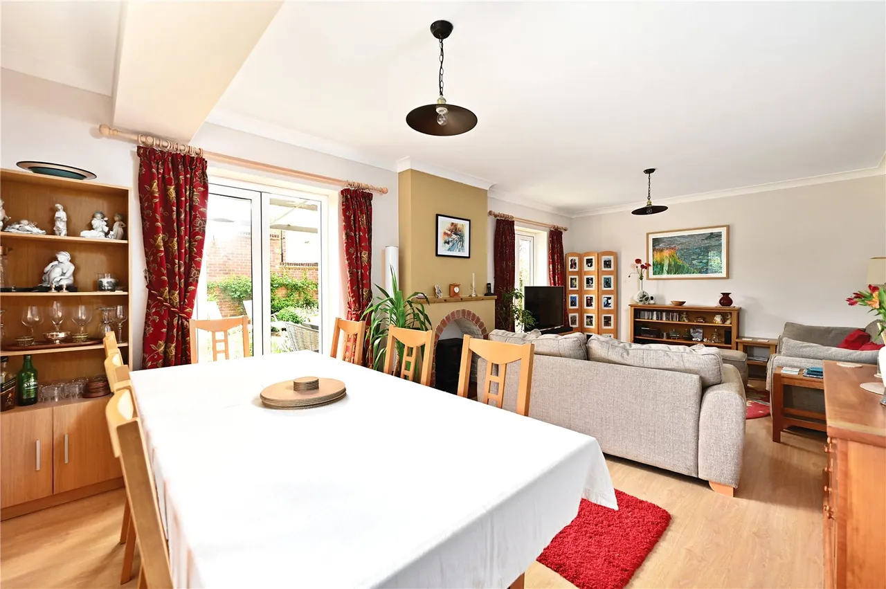 Old Chapel Lane, Ash, Guildford, Surrey, GU12 6LQ, photo 5