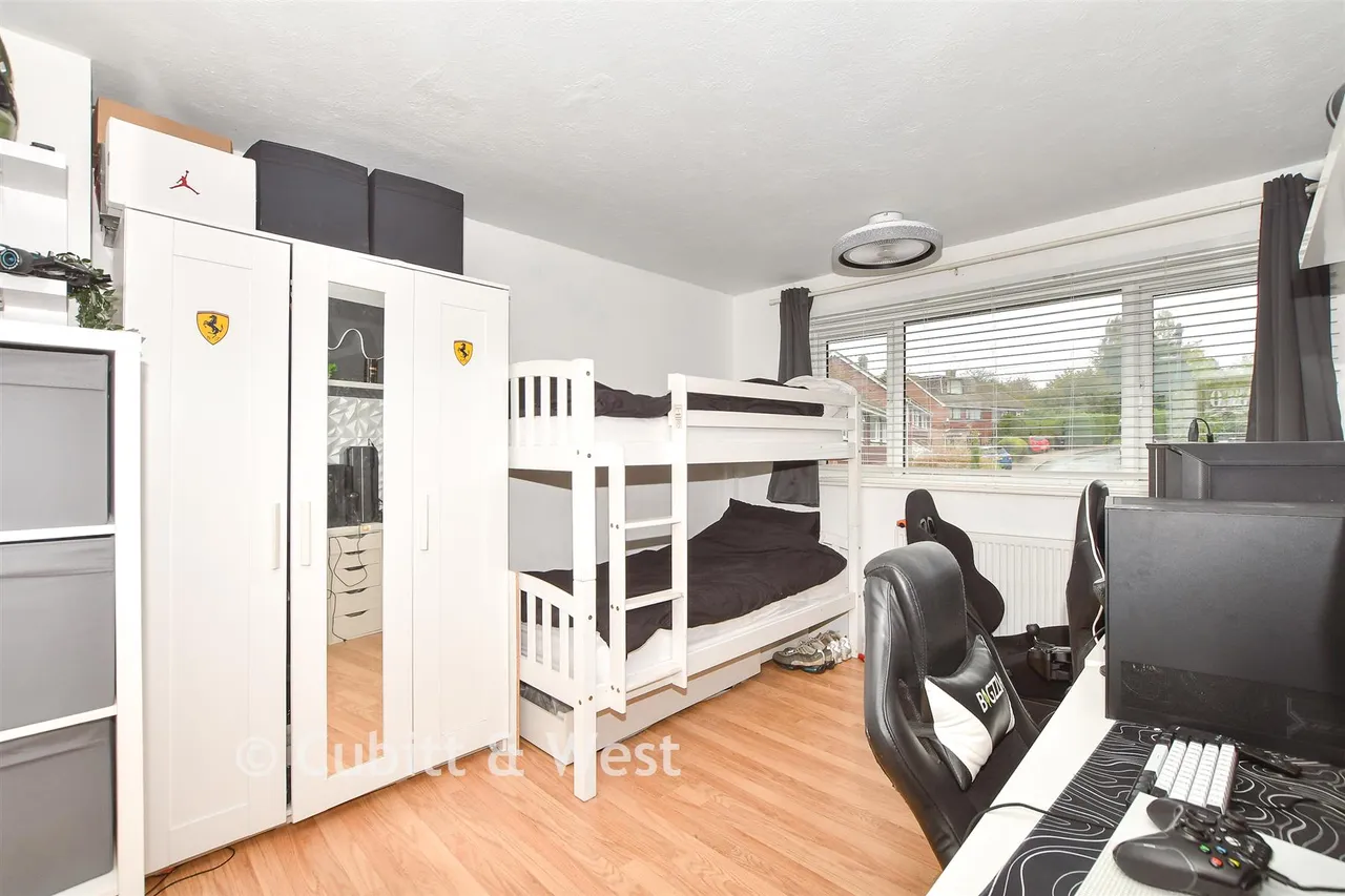 Woods Hill Close, Ashurst Wood, RH19, photo 6