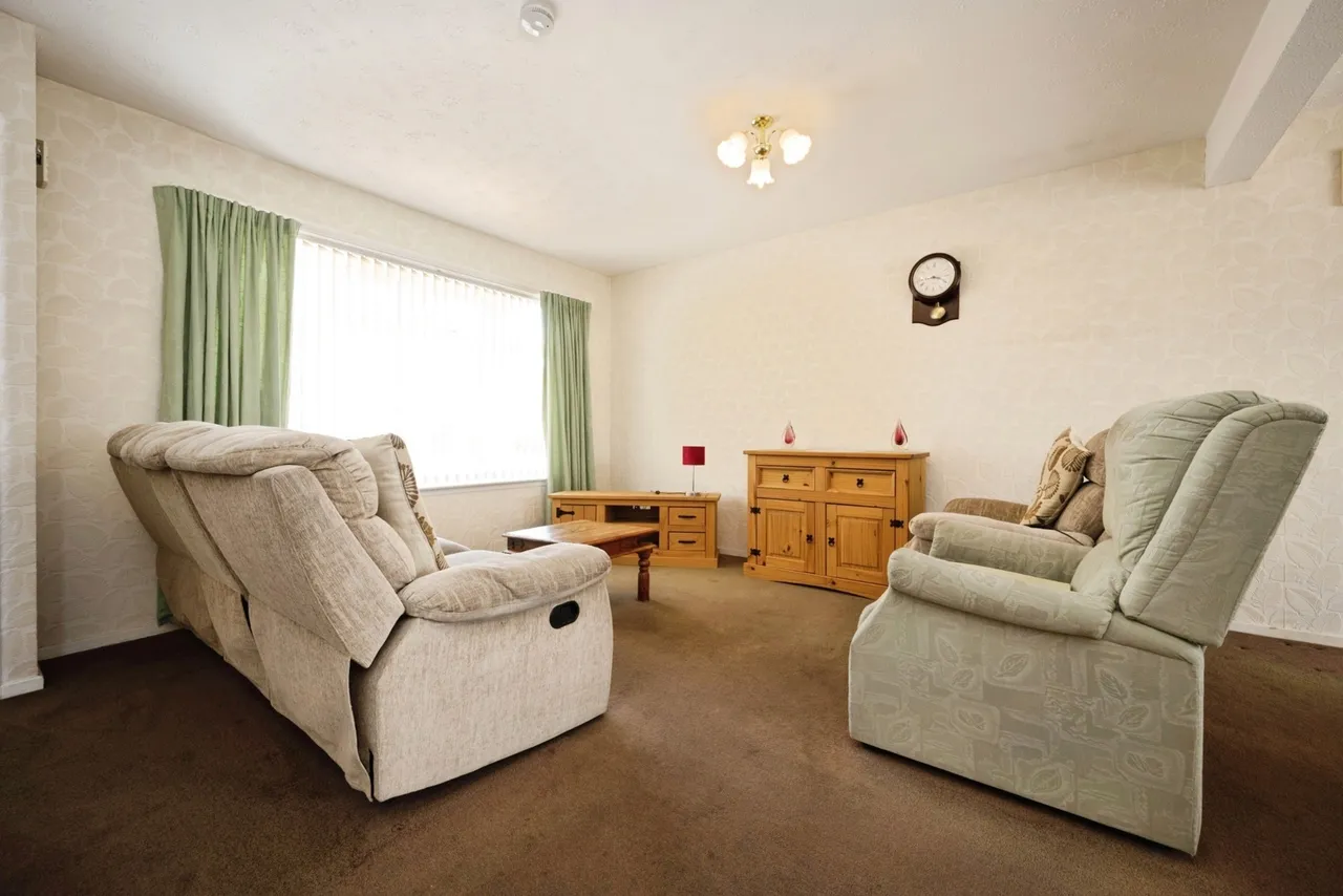 Royle Gardens, Bedford, Bedfordshire, MK42, photo 2