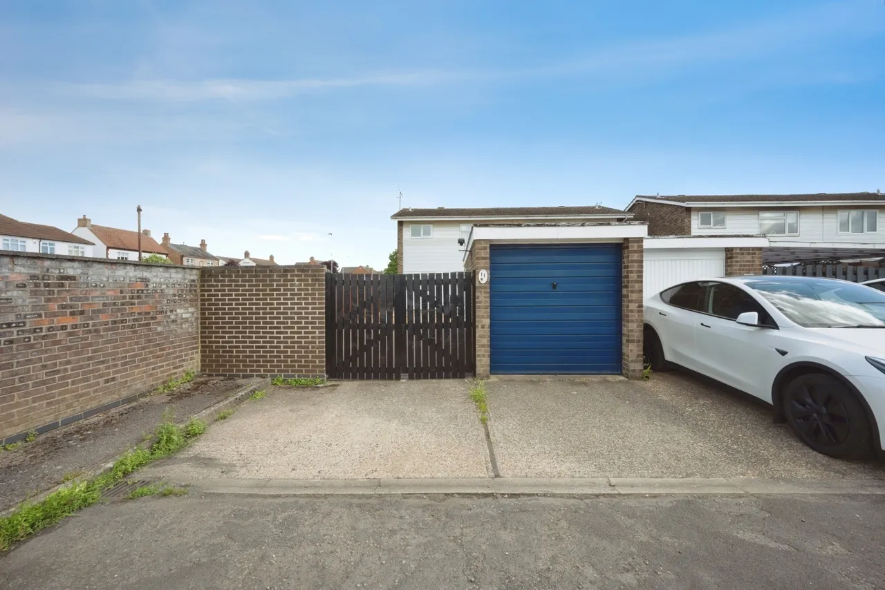 Royle Gardens, Bedford, Bedfordshire, MK42, photo 21