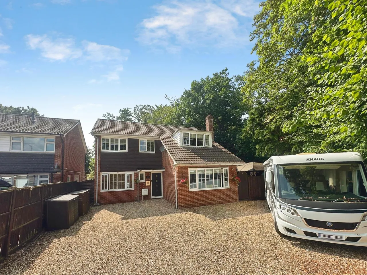 4 bed house for sale — Brinksway, Fleet, Hampshire, GU51 3LZ