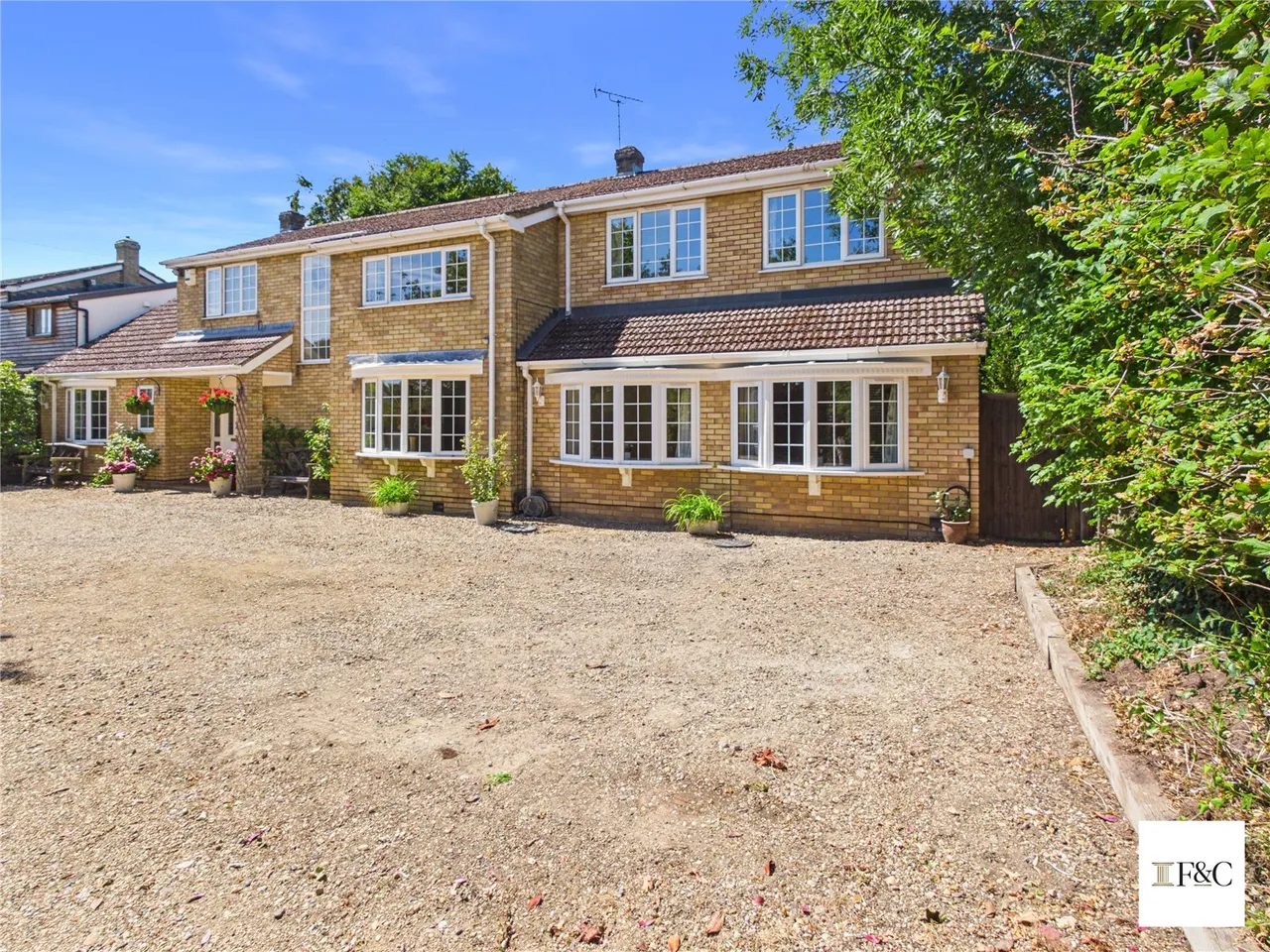 Exceptional Six-Bedroom Detached Family Home with Self-Contained Annexe, Countryside Views and Flexible Multi-Generation, photo 26