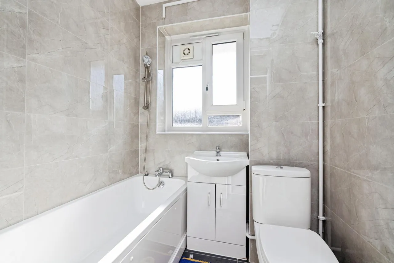 Fount Street, London, SW8, photo 6
