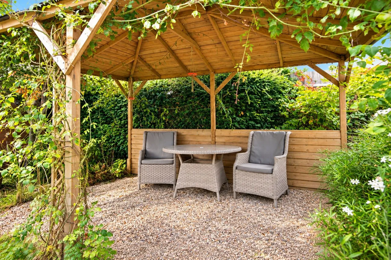 Marshalls Way, Wheathampstead, AL4, photo 15