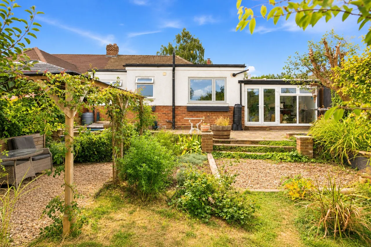 Marshalls Way, Wheathampstead, AL4, photo 14