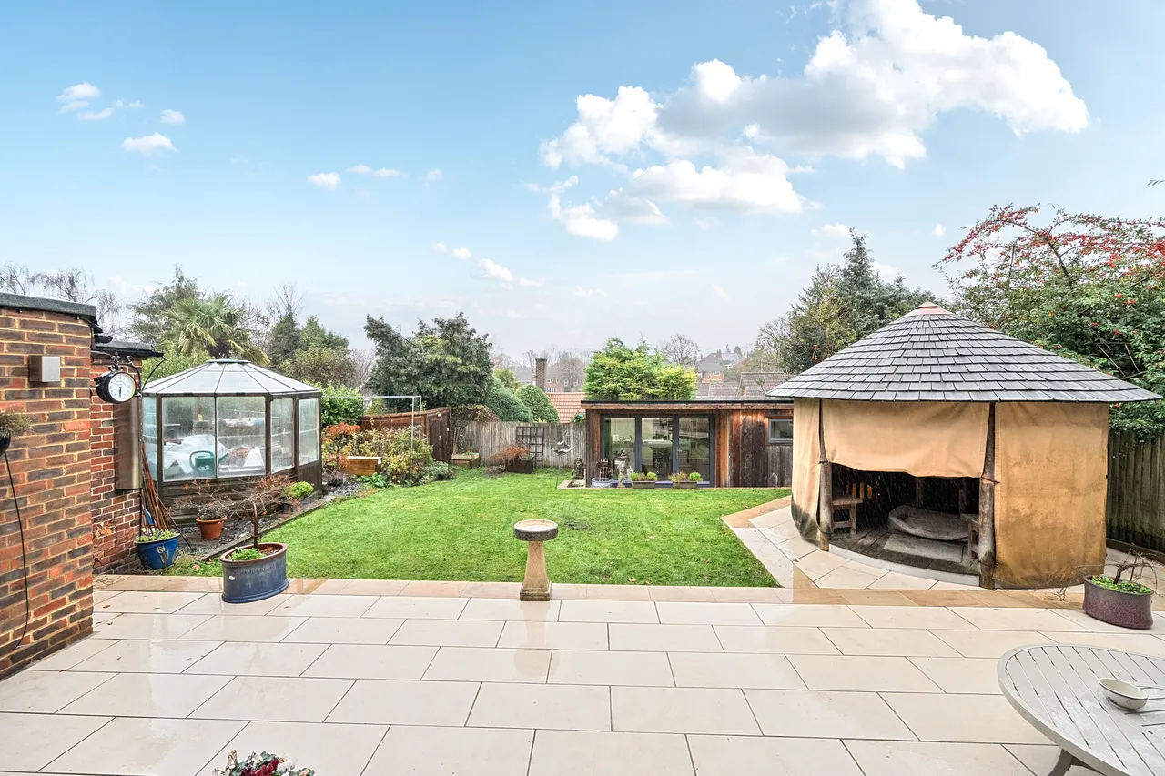 The Ridings, Epsom, KT18, photo 5