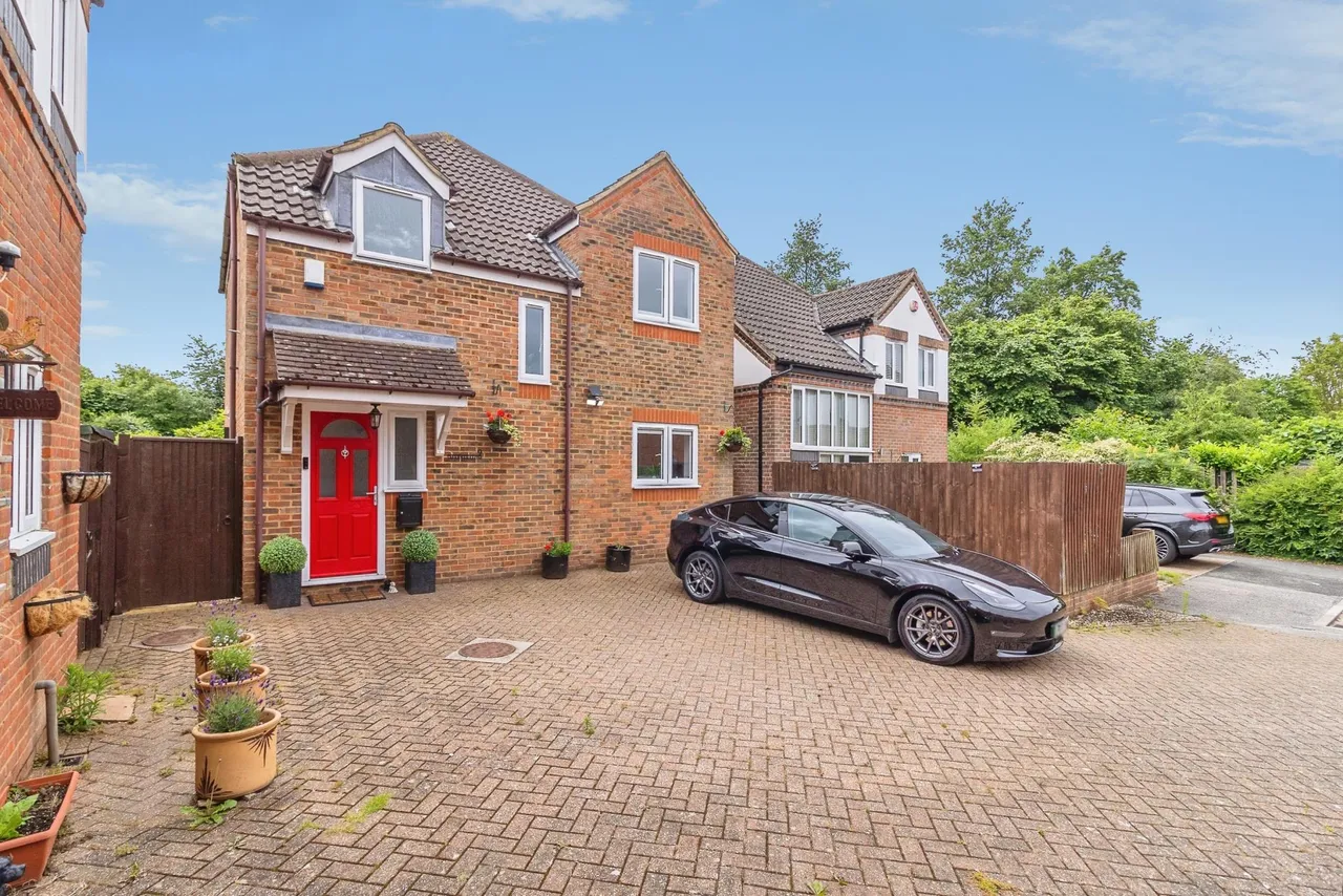 Taverner Close, Milton Keynes, MK7, photo 25